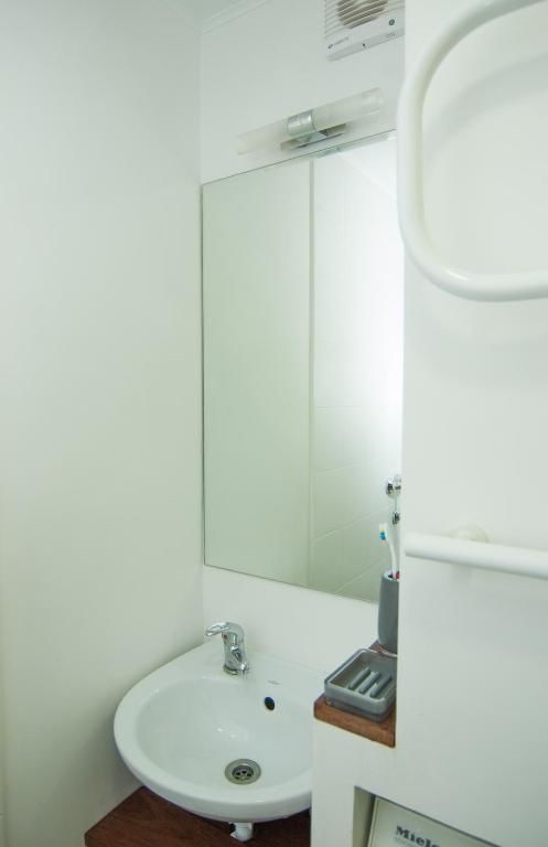 Апартаменты A cozy wooden studio in a heart of Kharkiv Харьков