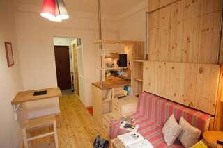 Апартаменты A cozy wooden studio in a heart of Kharkiv Харьков Апартаменты-12